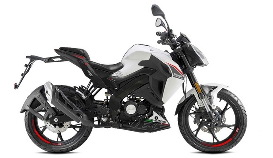 Benelli 165S in Colour 3